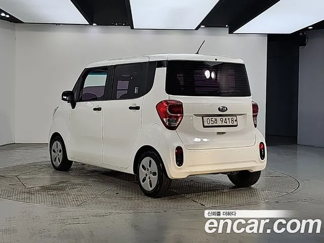 Kia Ray 2018 thumb 2
