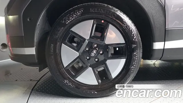 Hyundai Santa Fe 2024 thumb 5
