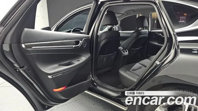 Hyundai Grandeur 2018 thumb 12