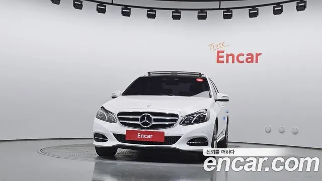 Mercedes-Benz E-Класс 2015 thumb 3