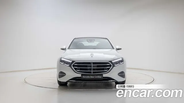 Mercedes-Benz E-Класс 2026 thumb 3