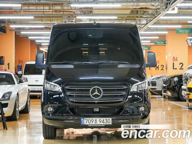 Mercedes-Benz Sprinter 2022 thumb 12