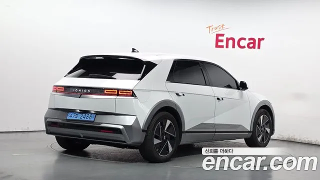 Hyundai IONIQ 5 2024 thumb 2