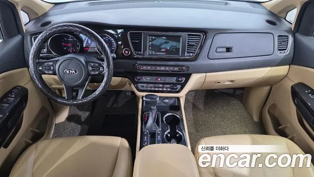 Kia Carnival 2019 thumb 7