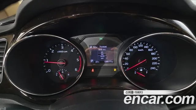Kia Carnival 2019 thumb 8