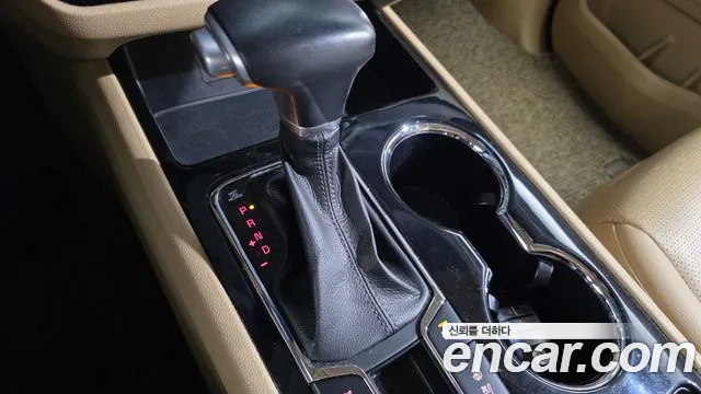 Kia Carnival 2019 thumb 9