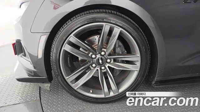 ChevroletGMDaewoo Camaro 2017 thumb 4