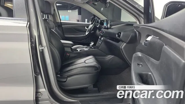Hyundai Santa Fe 2019 thumb 10