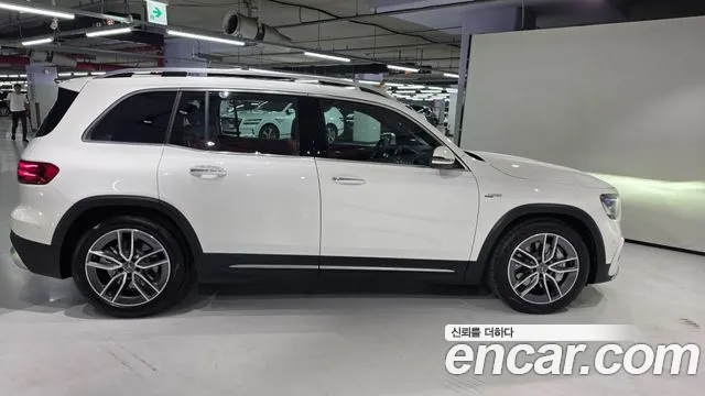 Mercedes-Benz GLB 2026 thumb 9