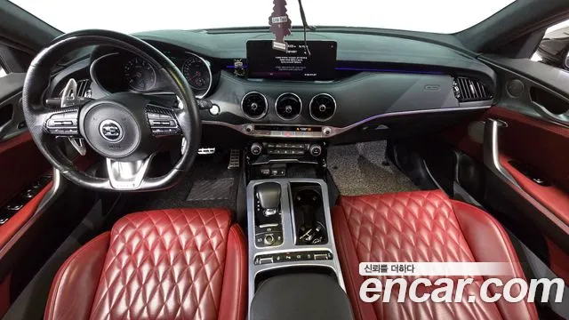 Kia Stinger 2020 thumb 6