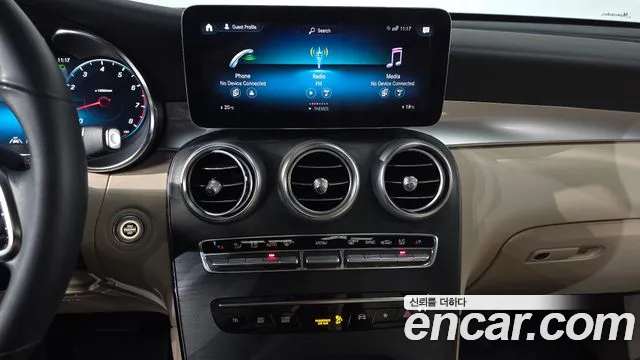 Mercedes-Benz GLC 2023 thumb 12