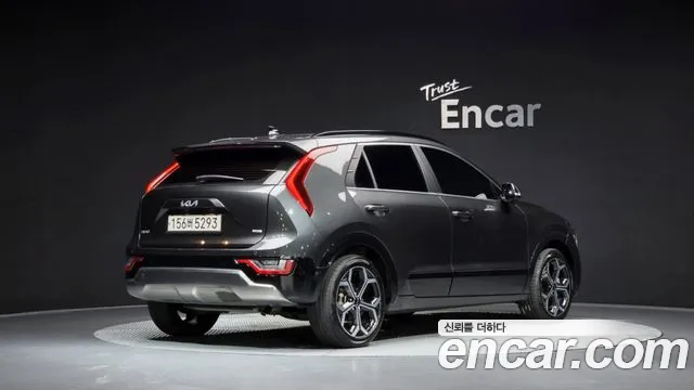Kia Niro 2024 thumb 2