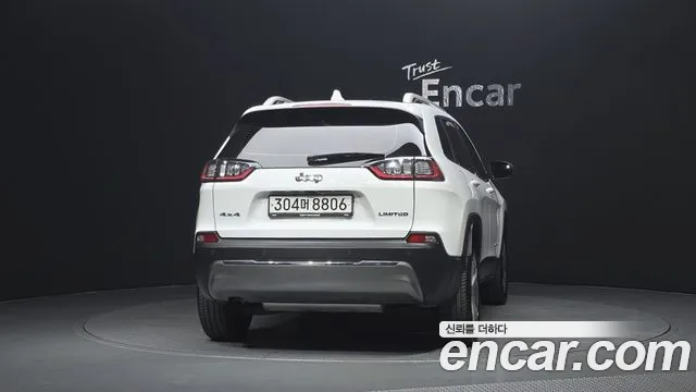 Jeep Cherokee 2020 thumb 4