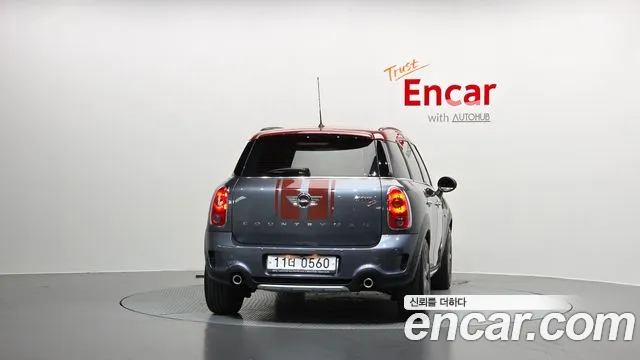 MINI Countryman 2016 thumb 4
