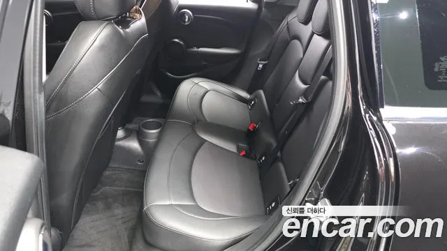 MINI Hatch 2021 thumb 11