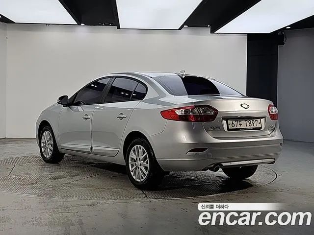 Renault-KoreaSamsung Fluence 2013 thumb 3