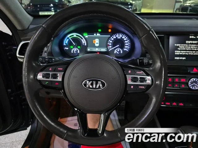 Kia K7 2017 thumb 10