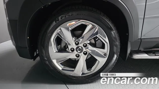 KG_Mobility_Ssangyong Rexton 2023 thumb 5