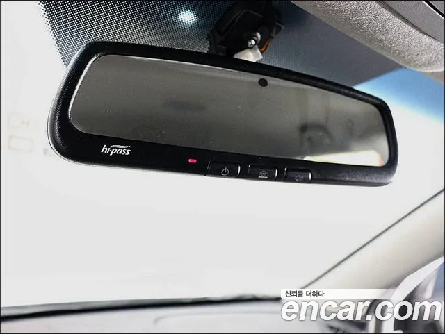 KG_Mobility_Ssangyong TIBOLI 2018 thumb 9