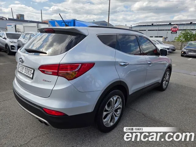 Hyundai Santa Fe 2013 thumb 4