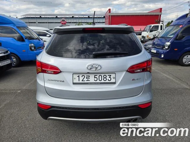 Hyundai Santa Fe 2013 thumb 5