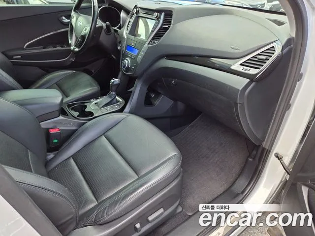 Hyundai Santa Fe 2013 thumb 9