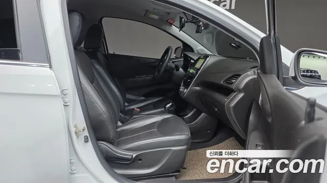 ChevroletGMDaewoo Spark 2016 thumb 10