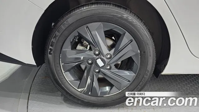 Hyundai Avante 2022 thumb 5
