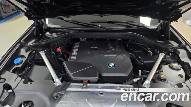 BMW X4 2023 thumb 6