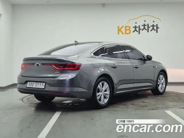 Renault-KoreaSamsung Megane 2016 thumb 4