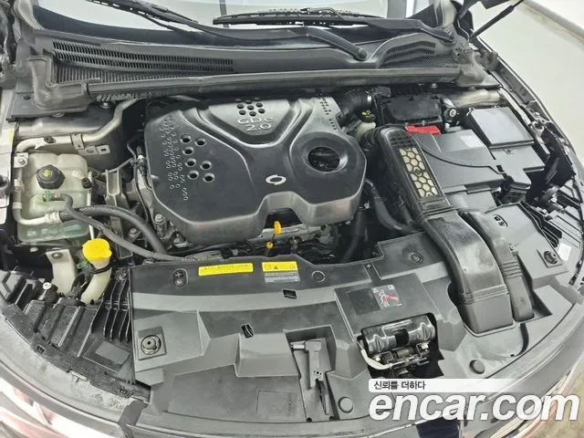 Renault-KoreaSamsung Megane 2016 thumb 6
