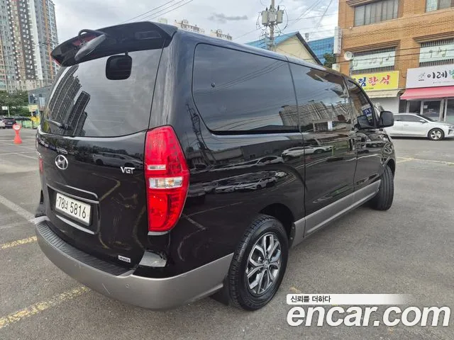 Hyundai Starex 2016 thumb 2