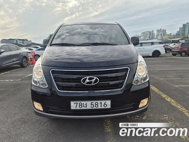 Hyundai Starex 2016 thumb 3