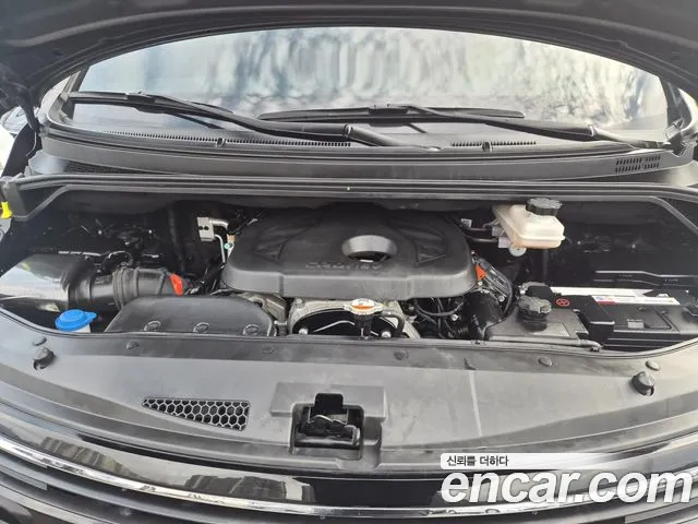 Hyundai Starex 2016 thumb 6