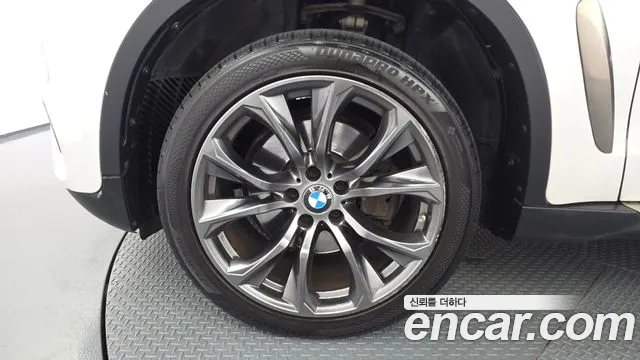 BMW X6 2015 thumb 5