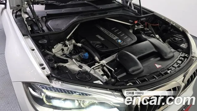 BMW X6 2015 thumb 6