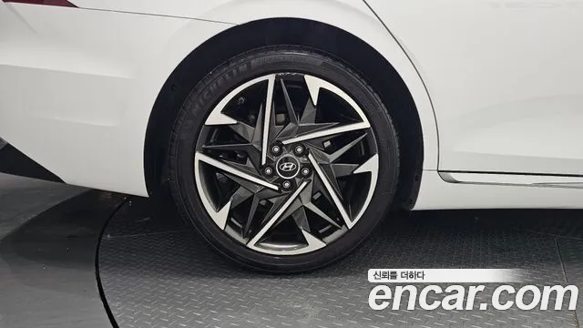 Hyundai Grandeur 2019 thumb 4