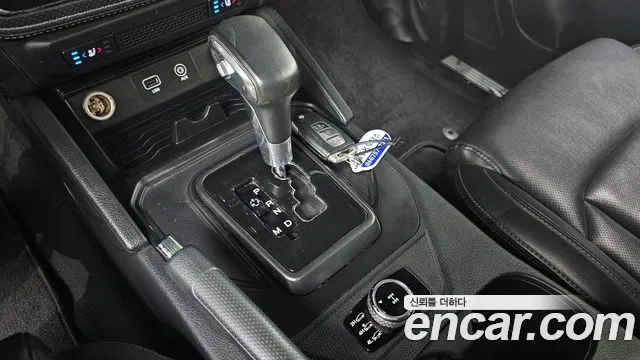 KG_Mobility_Ssangyong Rexton 2021 thumb 9