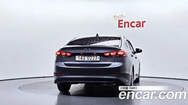 Hyundai Avante 2016 thumb 4