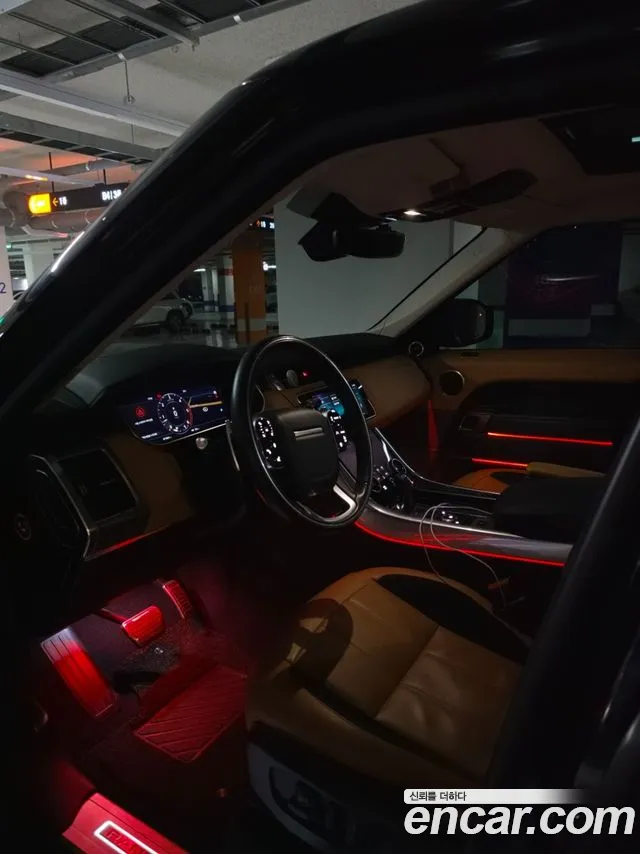 Land Rover Range Rover Sport 2018 thumb 5