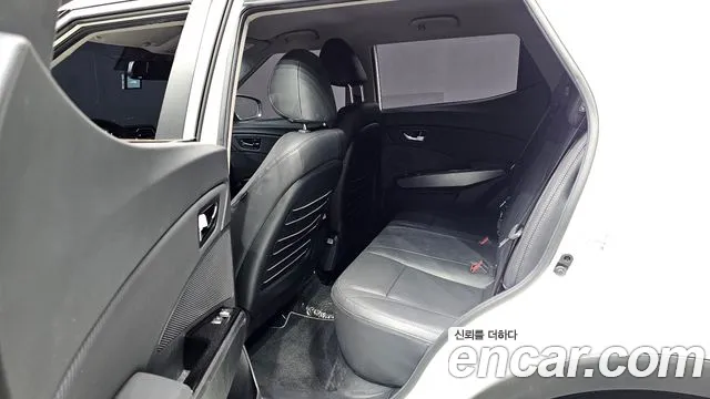 KG_Mobility_Ssangyong TIBOLI 2022 thumb 12