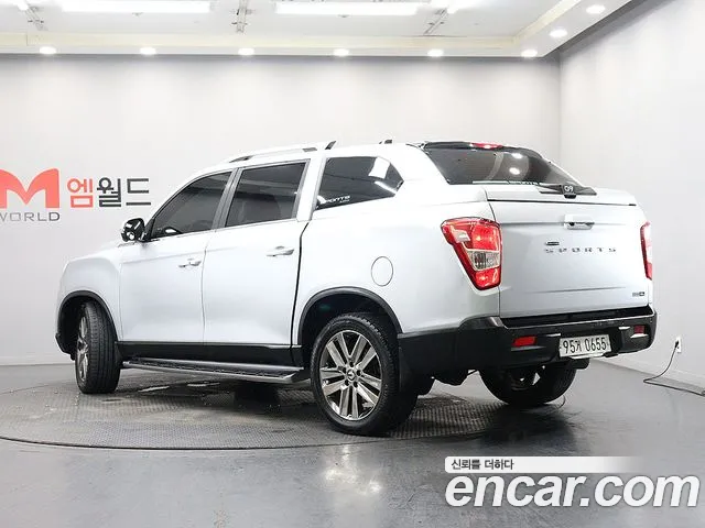 KG_Mobility_Ssangyong Rexton 2018 thumb 3