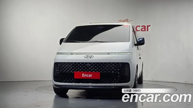 Hyundai Staria 2022 thumb 3