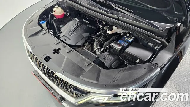 Kia Carnival 2021 thumb 6