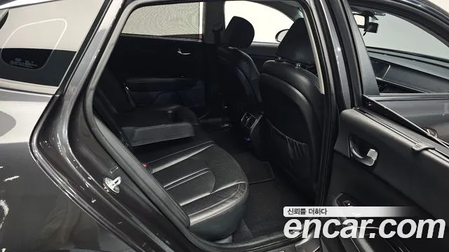 Kia K5 2016 thumb 12