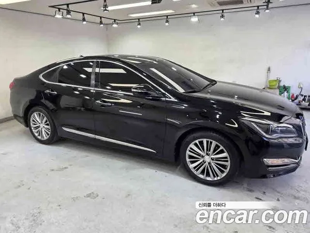 Hyundai Aslan 2015 thumb 2