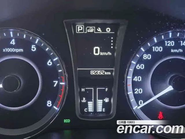 Hyundai Aslan 2015 thumb 9