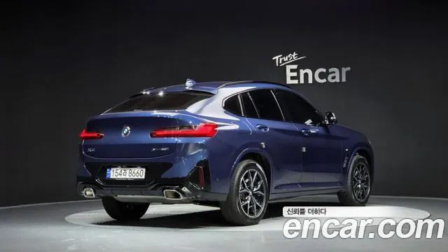 BMW X4 2023 thumb 2