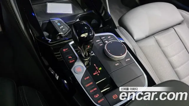 BMW X4 2023 thumb 9
