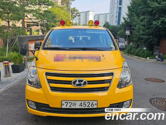 Hyundai Starex 2017 thumb 11